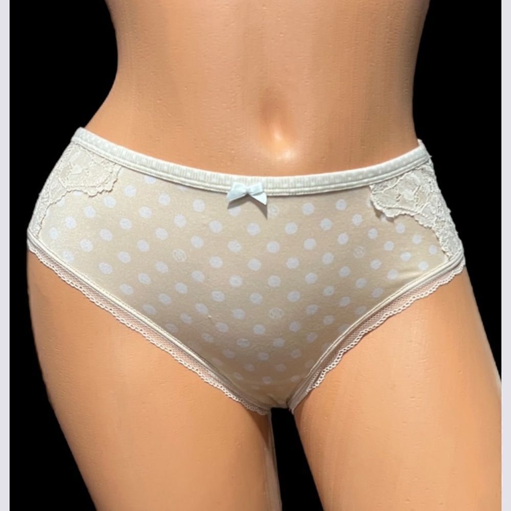 Victorias Secret Body Supersoft Satiny dots Lace detail Hiphugger panty Beige